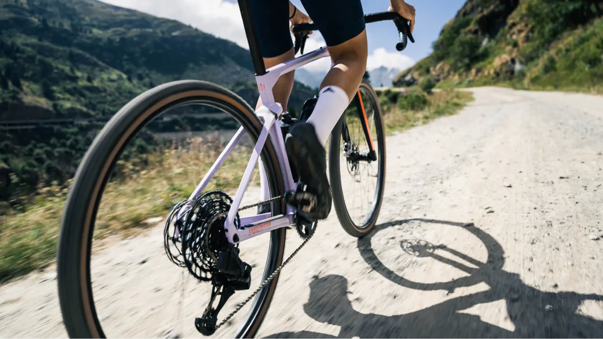 https://veloshop.pl/image/cache/catalog/łańcuch%20rowerowy-1920x1080.webp